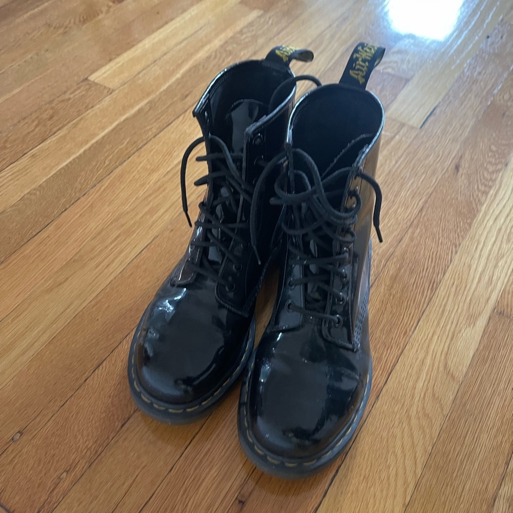 1460 Dr Marten’s Patent Leather Lace Up Boots
